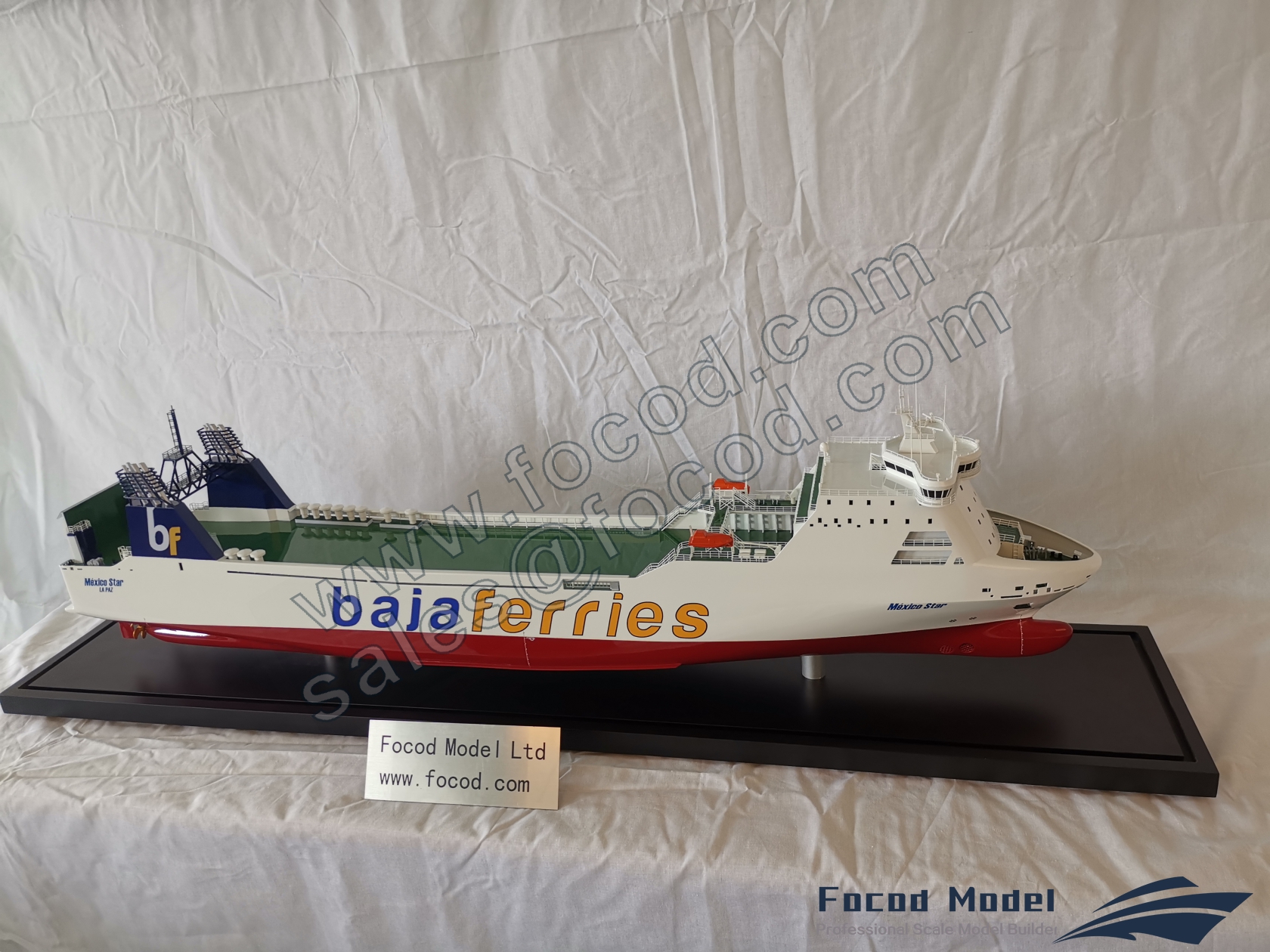 customized model of 183m RO-RO ship